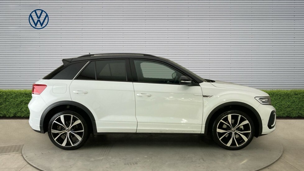 Volkswagen T-Roc Black Edition Plus White #4