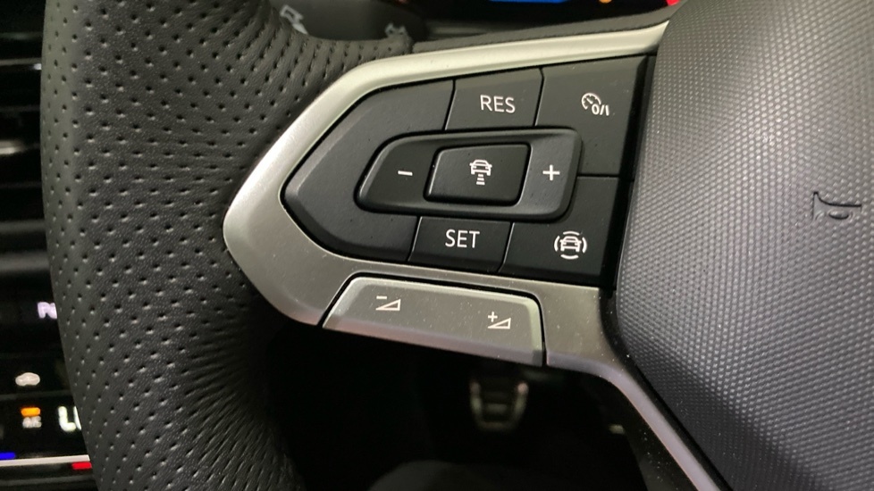 Volkswagen T-Roc 1.5 Etsi Mhev Life Suv Hybrid Dsg 150 White #17