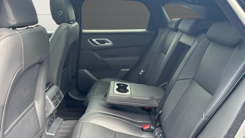Land Rover Range Rover Velar Dynamic Se Black #4