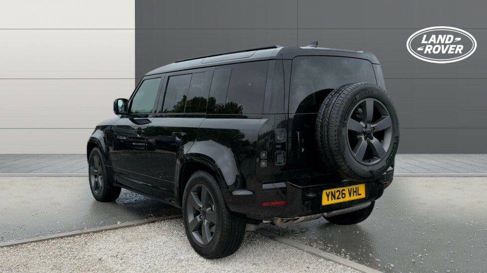 Land Rover Defender 110 X-dynamic Se Black #2