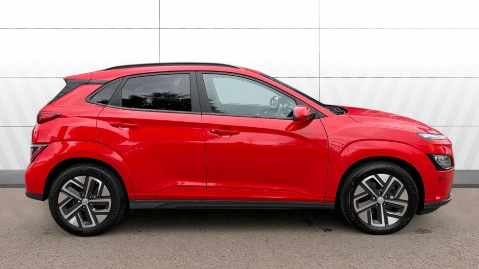 Hyundai Kona Premium Red #5