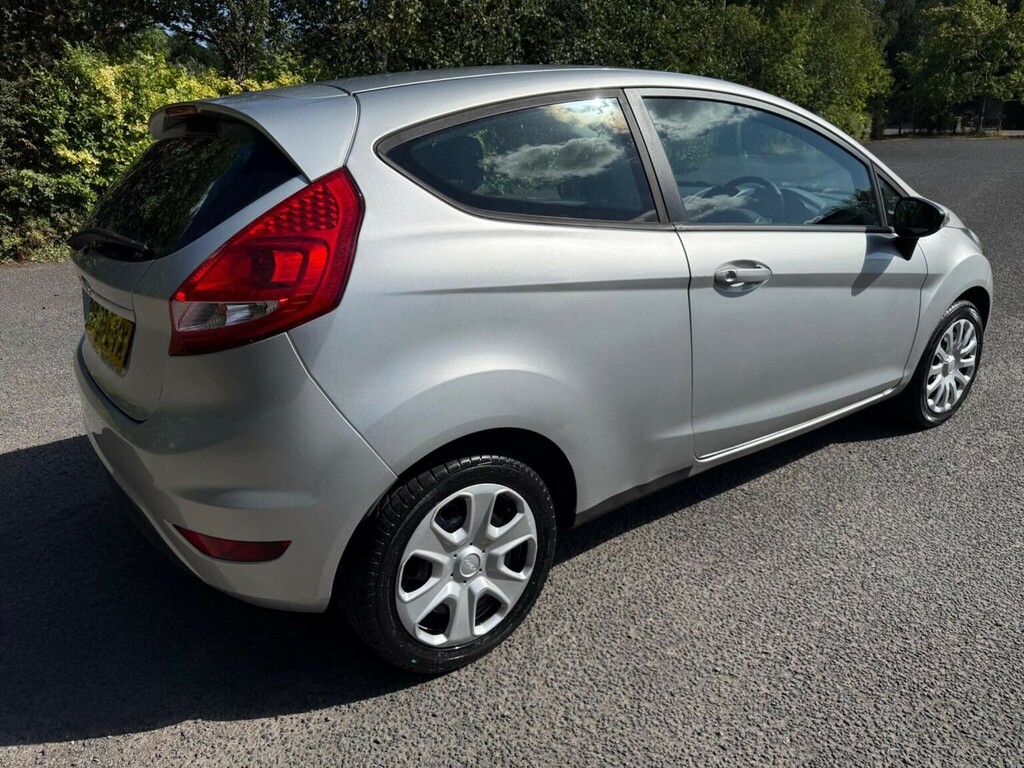 Ford Fiesta 1.2 Zetec 81 Bhp Green #8