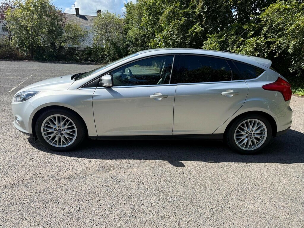 Ford Focus 1.6T Ecoboost Titanium X Euro 5 Ss Brown #4