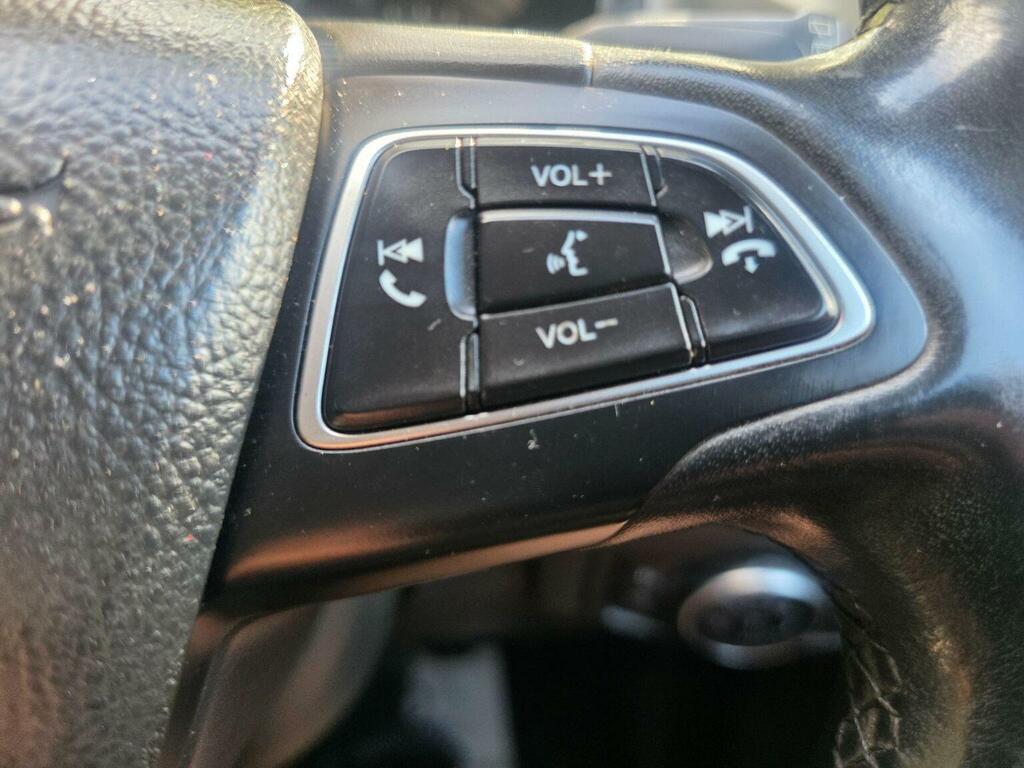 Ford Focus Zetec 1.0L Ulez Free 6 Months Warranty Black #16