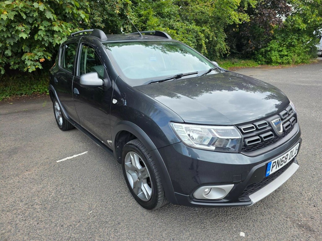 Dacia Sandero Stepway Hatchback 0.9 Tce Essential Euro 6 Ss 2018 Grey