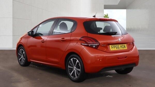 Peugeot 208 1.2 Puretech Active Design Menthol Euro 6 #3