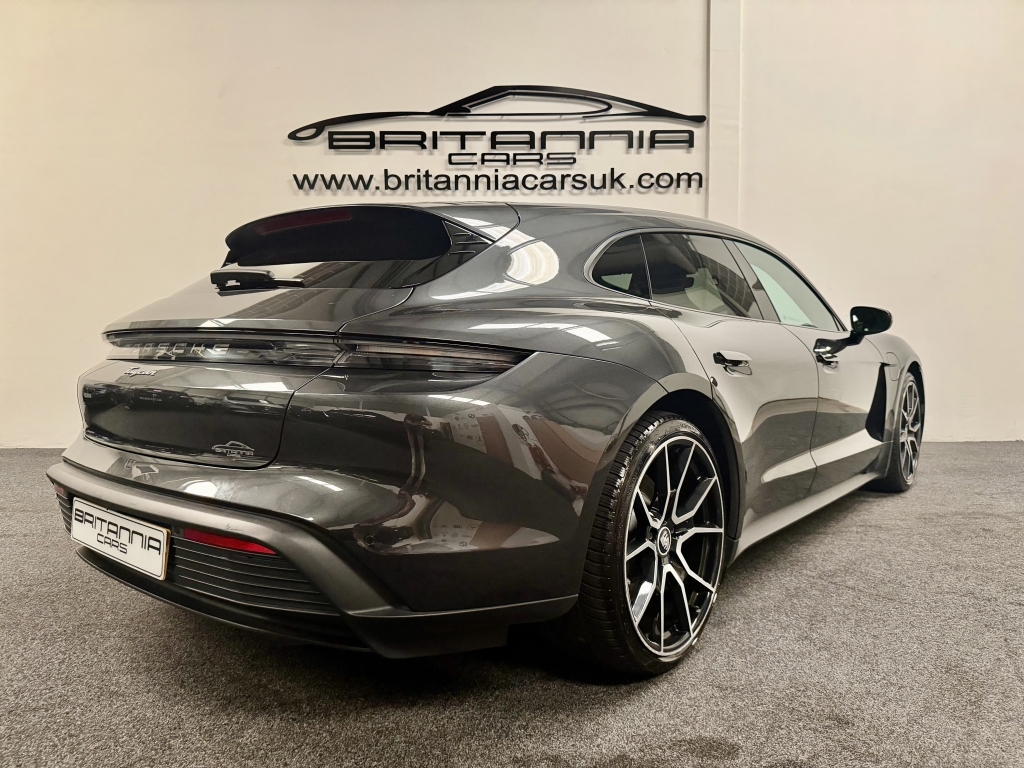 Porsche Taycan Base Sport Turismo Grey #4