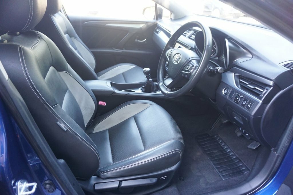 Toyota Avensis 1.6L Business Edition Plus Blue #4