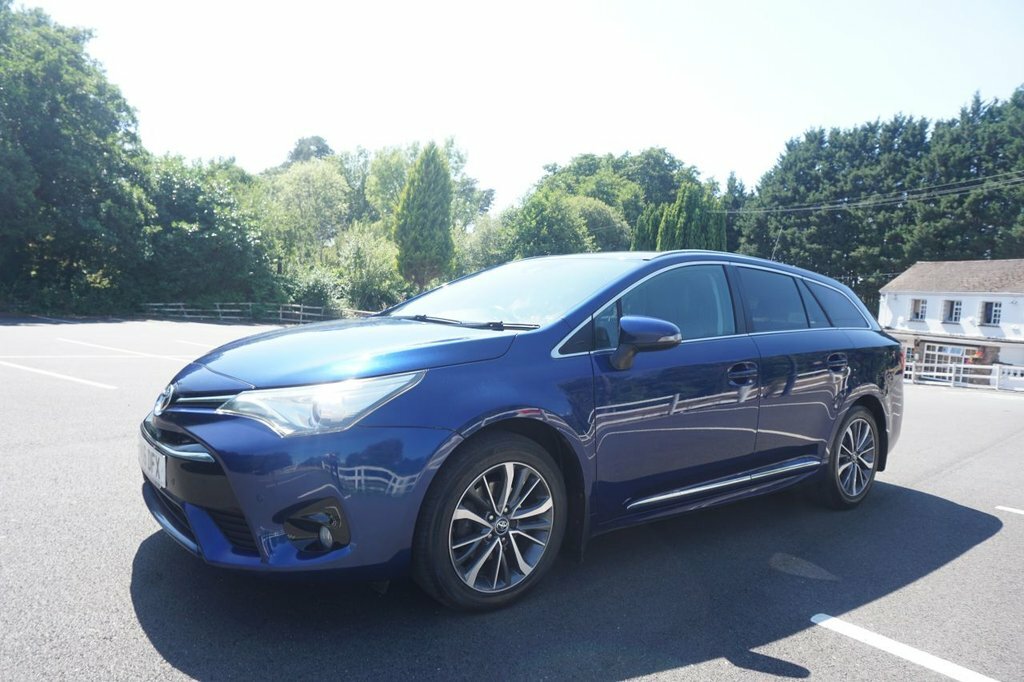 Toyota Avensis 1.6D Active Saloon Grey #9