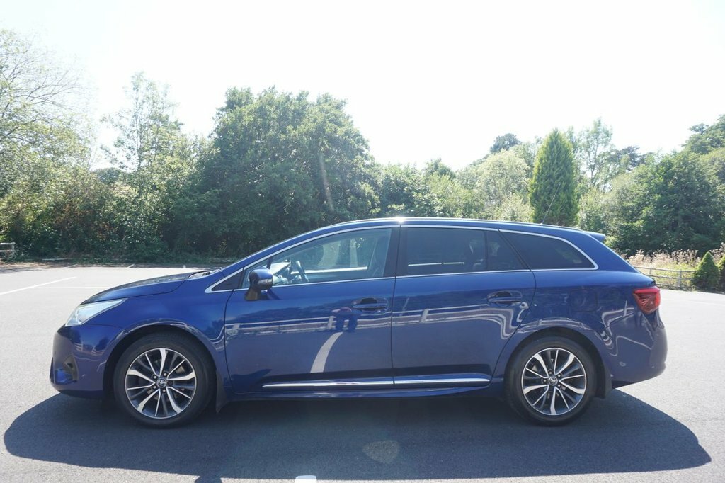Toyota Avensis 1.6D Active Saloon Grey #10