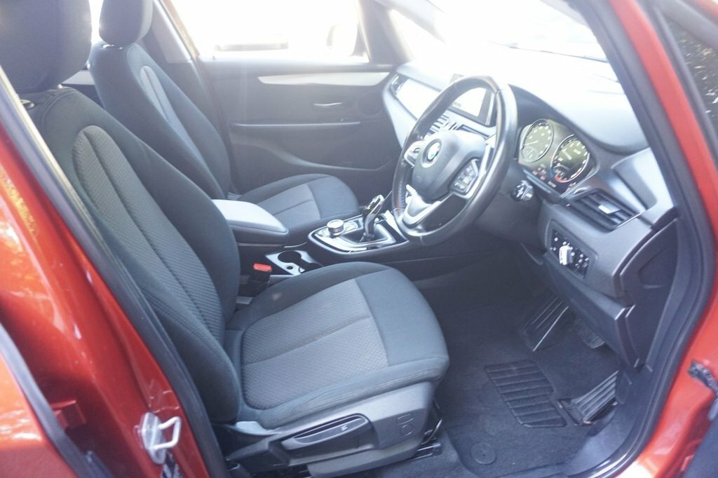 BMW 2 Series Active Tourer 2L Se Orange #4