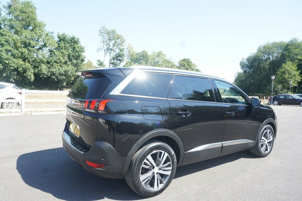 Peugeot 5008 1.5L Allure Premium Black #3