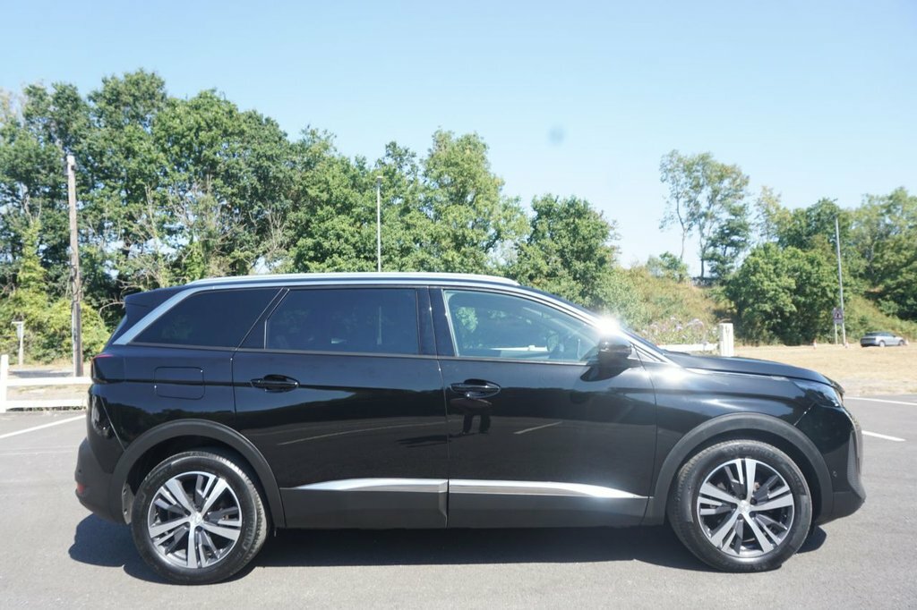 Peugeot 5008 1.5L Allure Premium Black #2