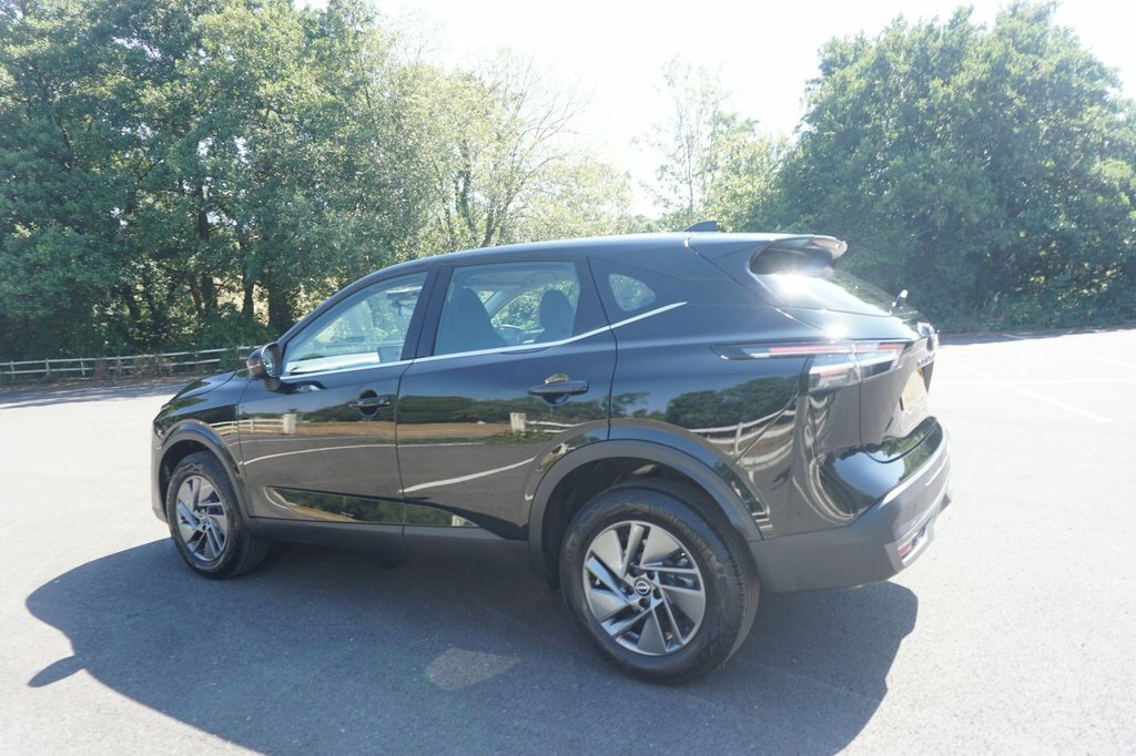 Nissan Qashqai 1.3 Dig-t Mh N-connecta - 2026 26 Green #11