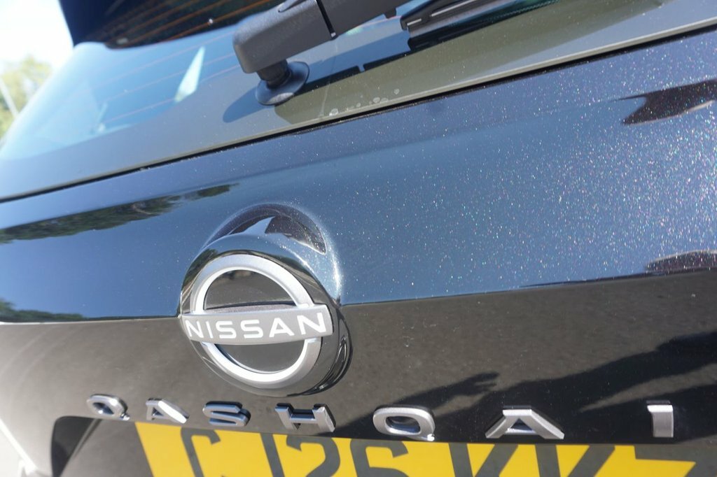 Nissan Qashqai 1.3 Dig-t Mh N-connecta - 2026 26 Green #21