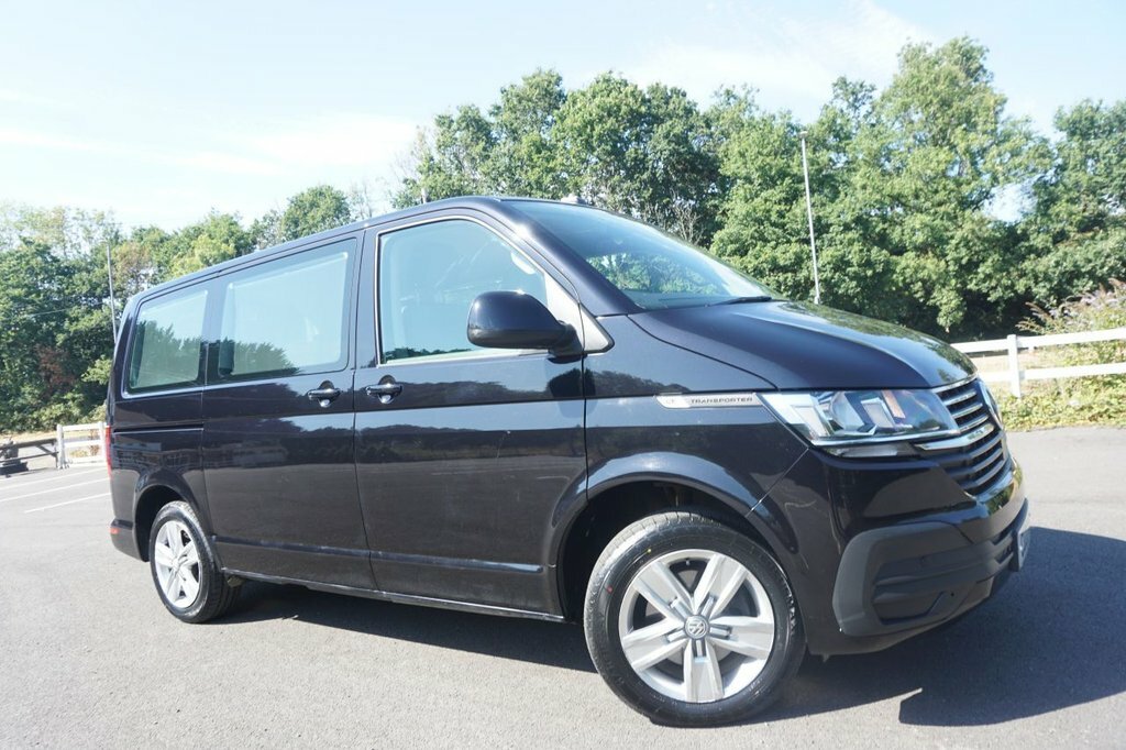 Volkswagen Transporter Shuttle 2L Se Black #2