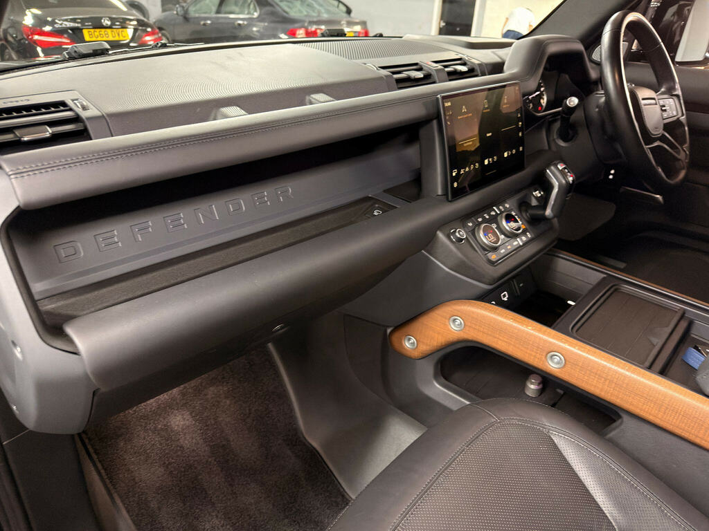 Land Rover Defender 130 Defender 3.0 D300 X-dynamic Hse 130 Estat Grey #16