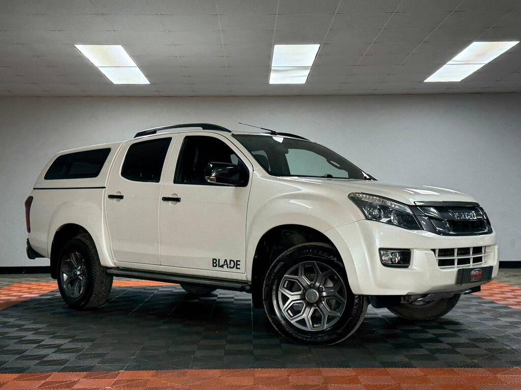 Isuzu D-Max 2.5 Td Blade Pickup 4X4 220 White