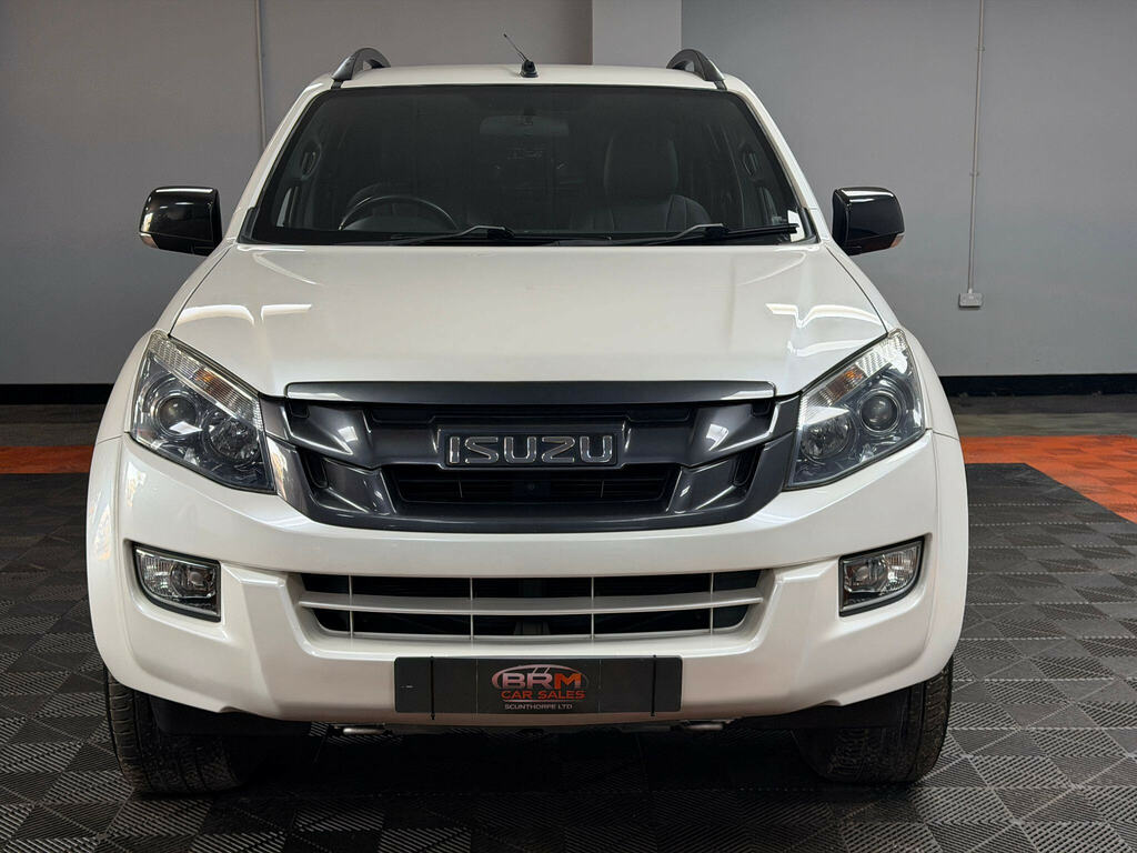 Isuzu D-Max 2.5 Td Blade Pickup 4X4 220 GK65MRX White #2