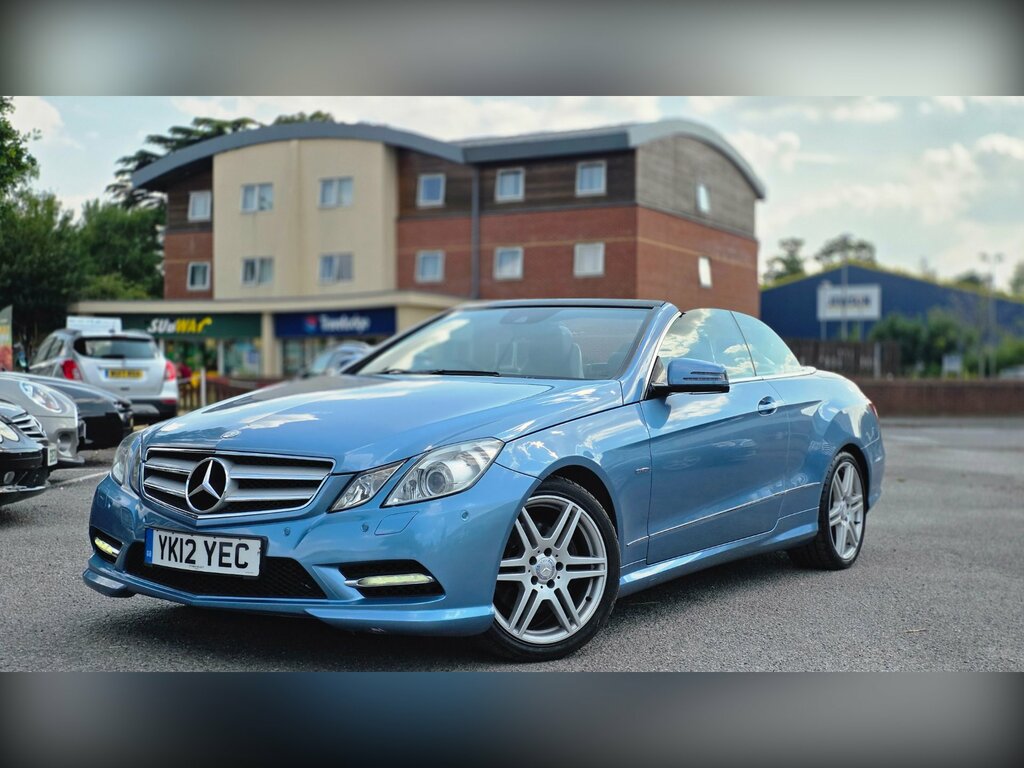 Mercedes-Benz E Class 1.8 E250 Blueefficiency Sport Edition 125 Cabriole Blue #2