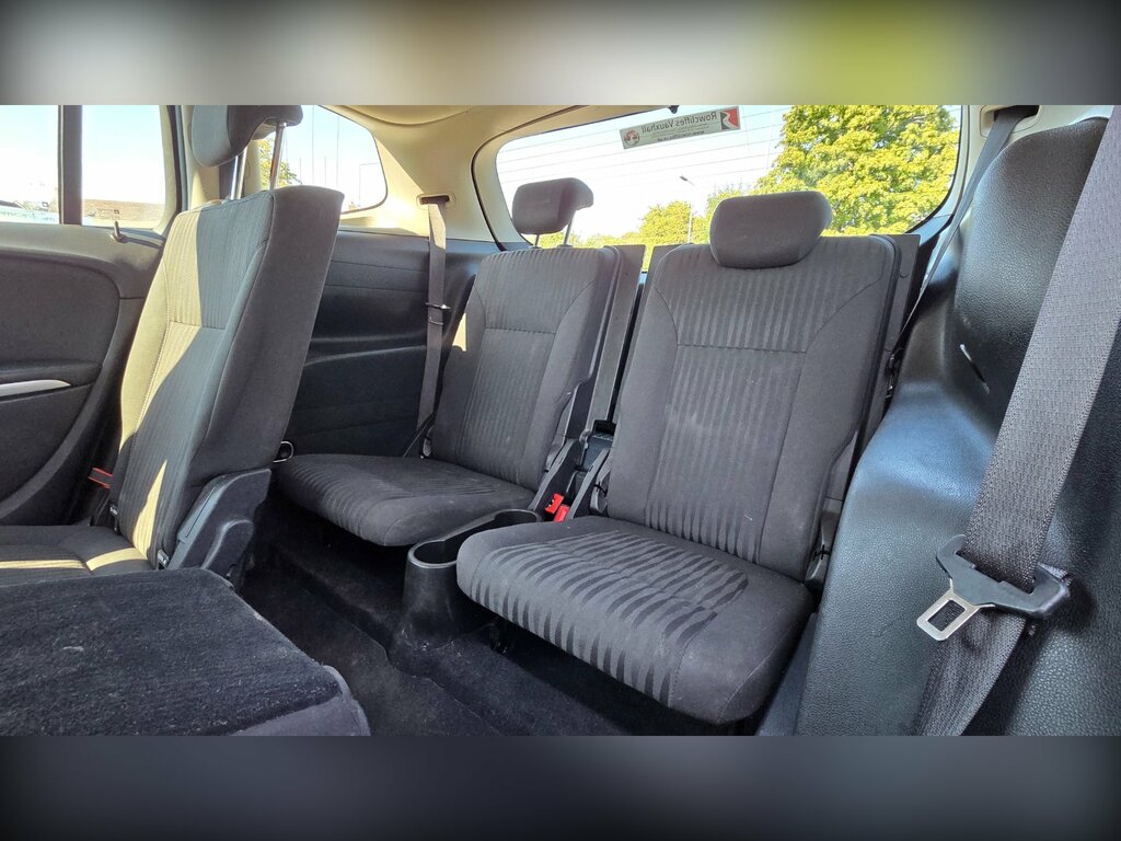 Vauxhall Zafira Tourer 1.8 16V Exclusiv Mpv Euro 5 140 Black #6