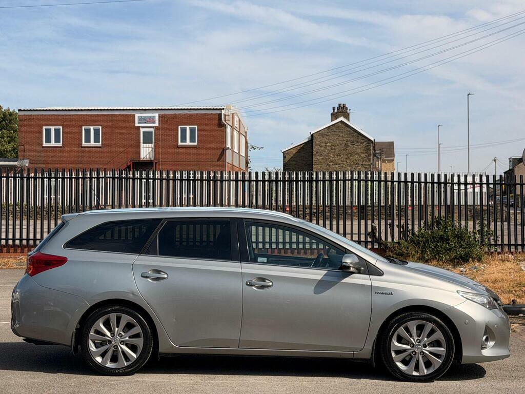 Toyota Auris 1.8 Vvt-h Excel Touring Sports Cvt Euro 5 S S Grey #4