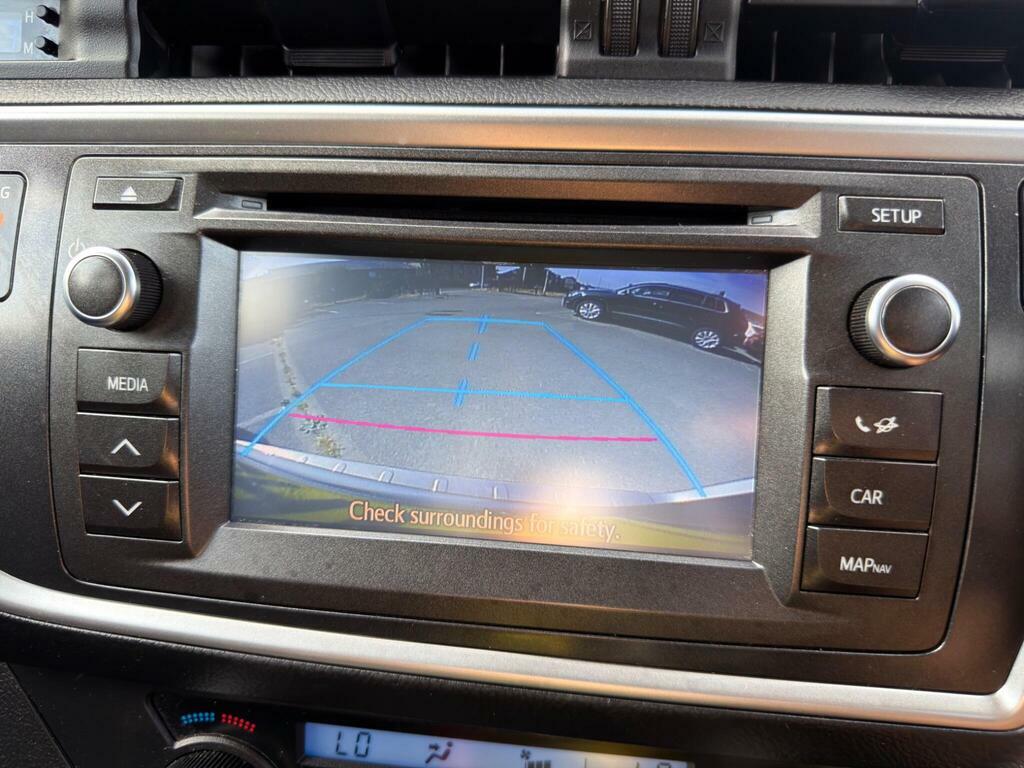 Toyota Auris Hatchback 1.8 Vvt-h Excel Cvt Euro 5 Ss 20 Brown #29