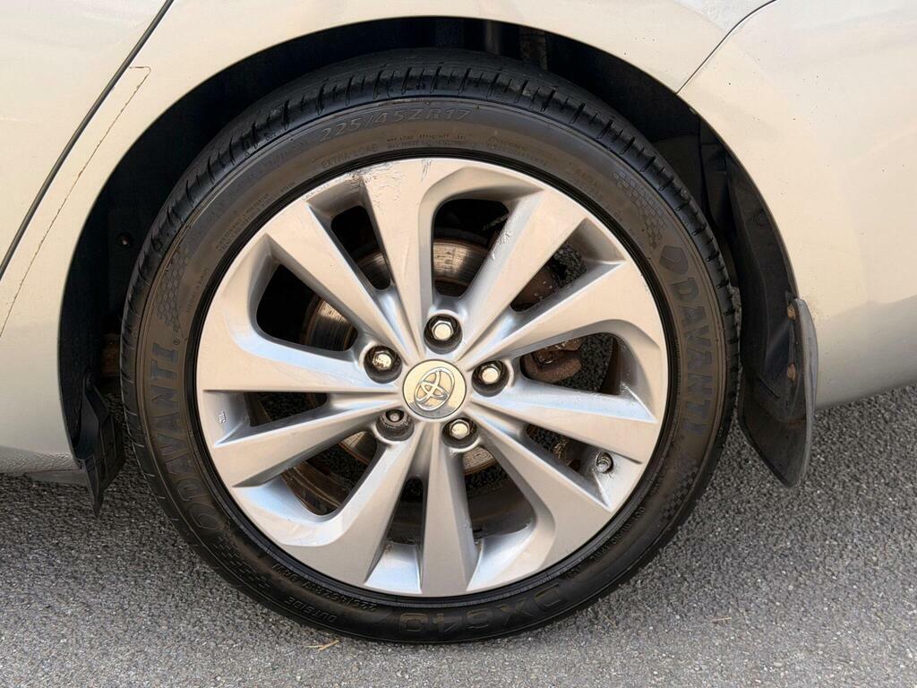 Toyota Auris Hatchback 1.8 Vvt-h Excel Cvt Euro 5 Ss 20 Brown #44