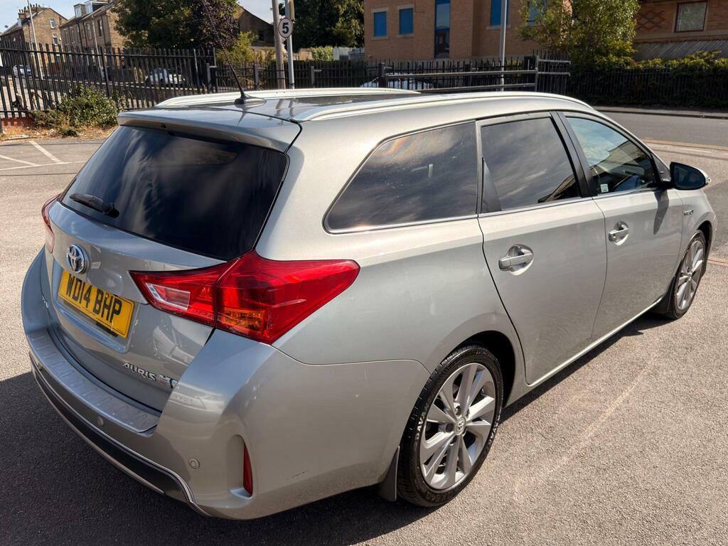 Toyota Auris Hatchback 1.8 Vvt-h Excel Cvt Euro 5 Ss 20 Brown #8