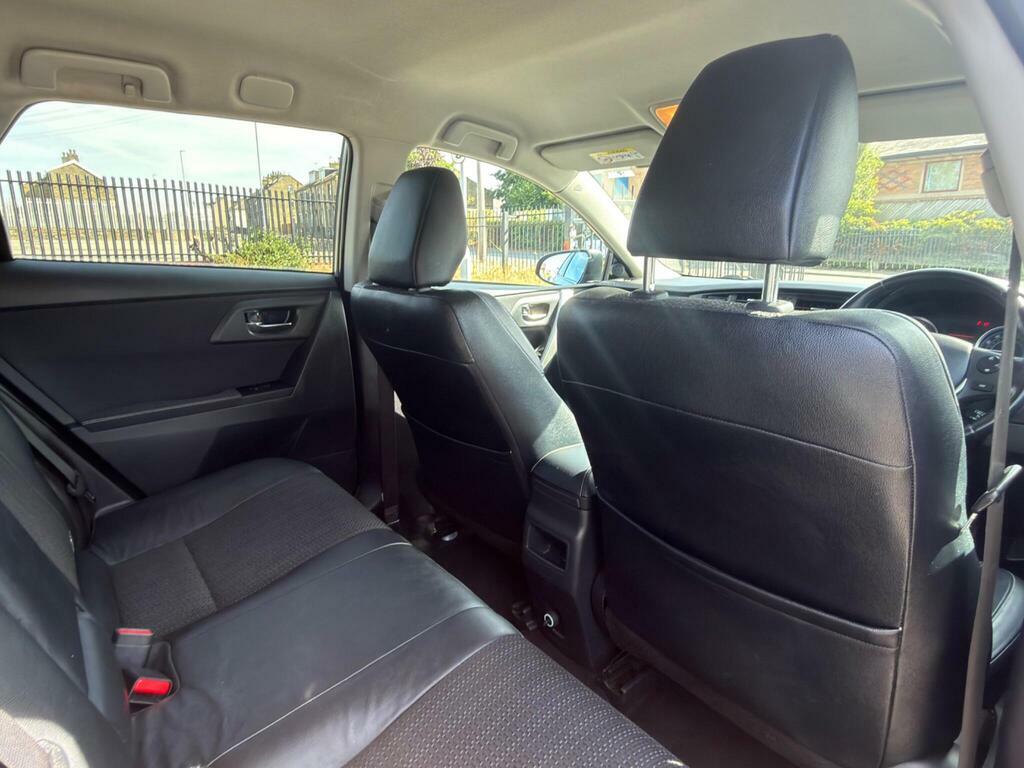 Toyota Auris Hatchback 1.8 Vvt-h Excel Cvt Euro 5 Ss 20 Brown #23