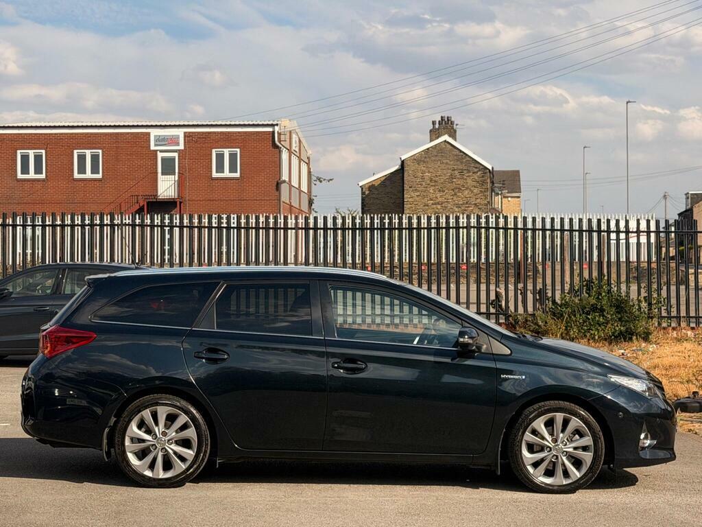 Toyota Auris 1.8 Vvt-h Excel Touring Sports Cvt Euro 5 S S Grey #4