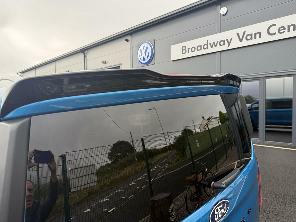 Ford Tourneo Custom 2.0 320 Ecoblue Active 170 8 Speed Minibus Double Blue #6