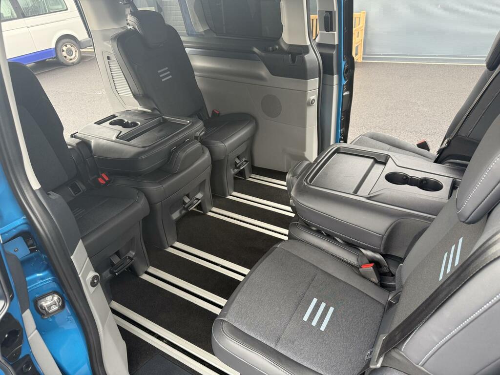 Ford Tourneo Custom 2.0 320 Ecoblue Active 170 8 Speed Minibus Double Blue #4