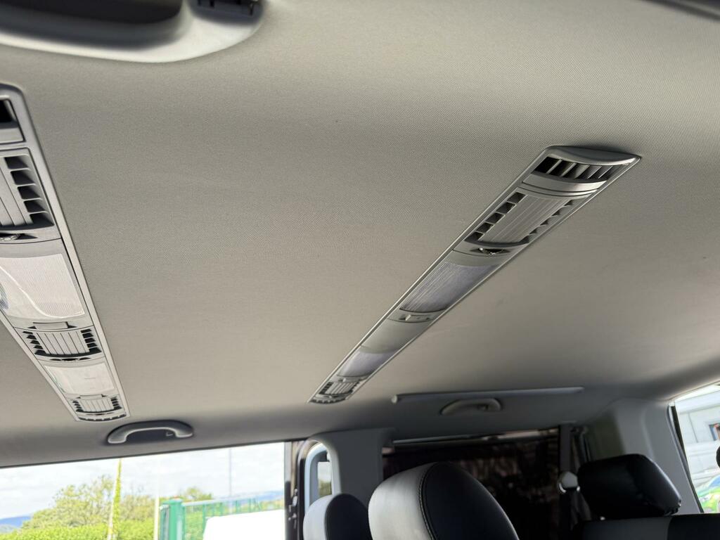 Volkswagen Transporter Shuttle 2.0 Tdi 204Ps Se Minibus Dsg - 2023 23 Red #18
