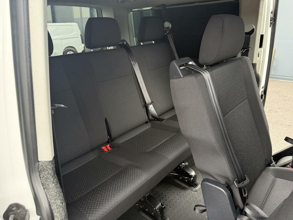 Volkswagen Transporter Shuttle Minibus 2.0 Tdi Bluemotion Tech S Fwd Swb Euro 6 Black #11