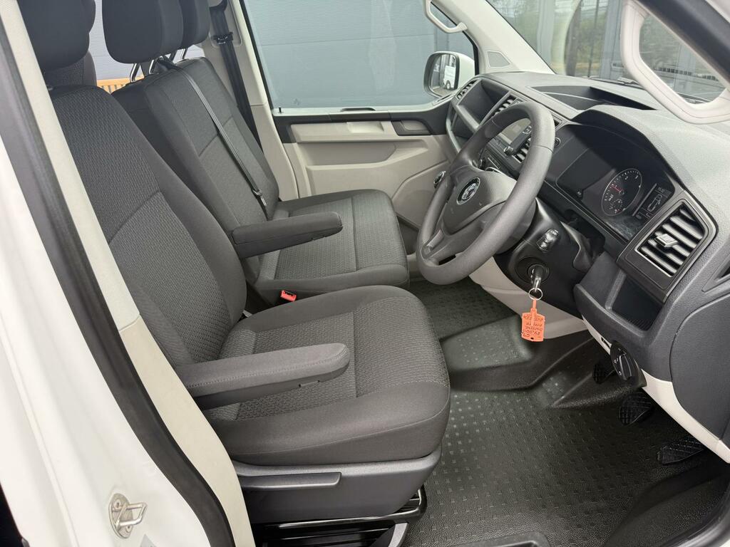 Volkswagen Transporter Shuttle Minibus 2.0 Tdi Bluemotion Tech S Fwd Swb Euro 6 Black #21