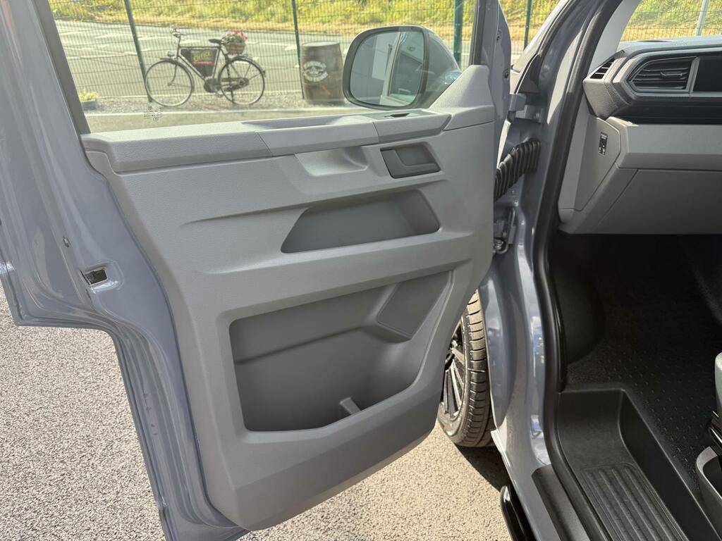 Volkswagen Transporter T28 Tdi 110 Van Highline Kombi Conversion Swb Grey #18