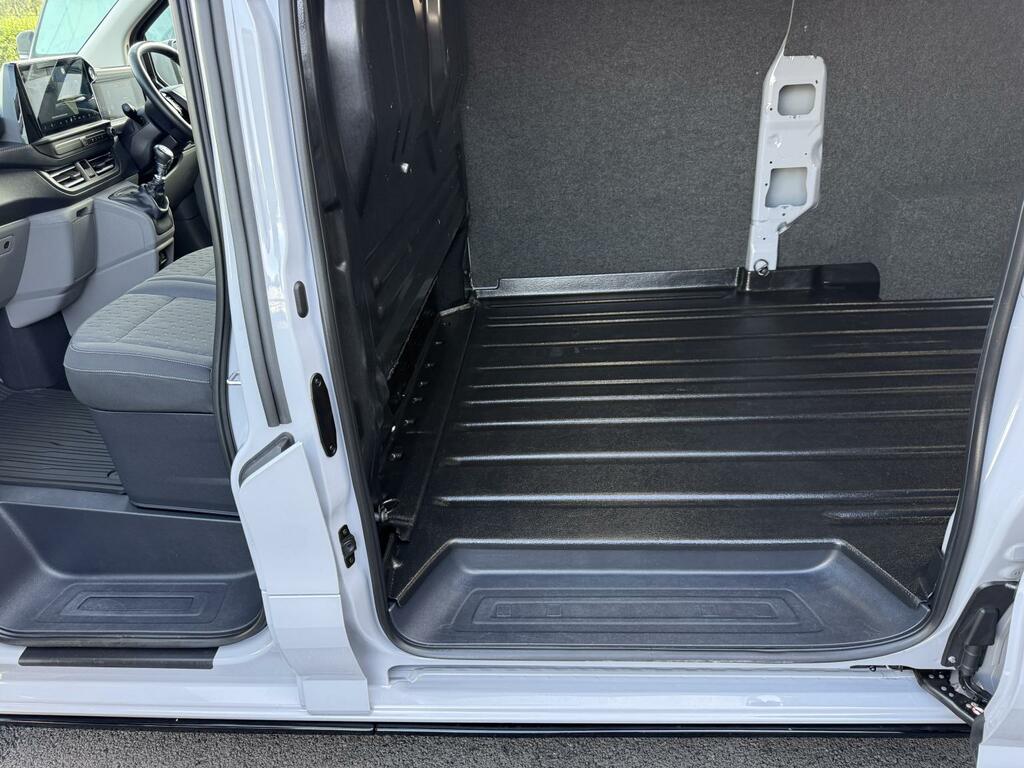 Ford Transit Custom 2.0 300 136 6 Speed Ecoblue Limited Panel Van Grey #3
