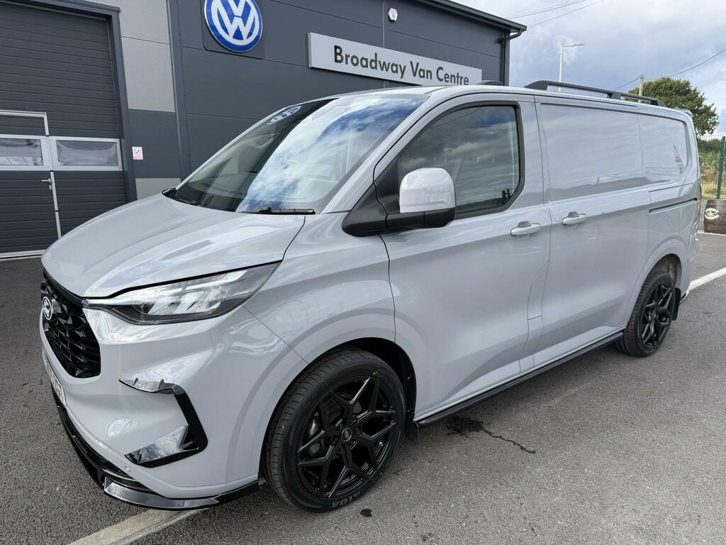 Ford Transit Custom 2.0 320 136 6 Speed Ecoblue Limited Panel Van WR75ZGT Grey