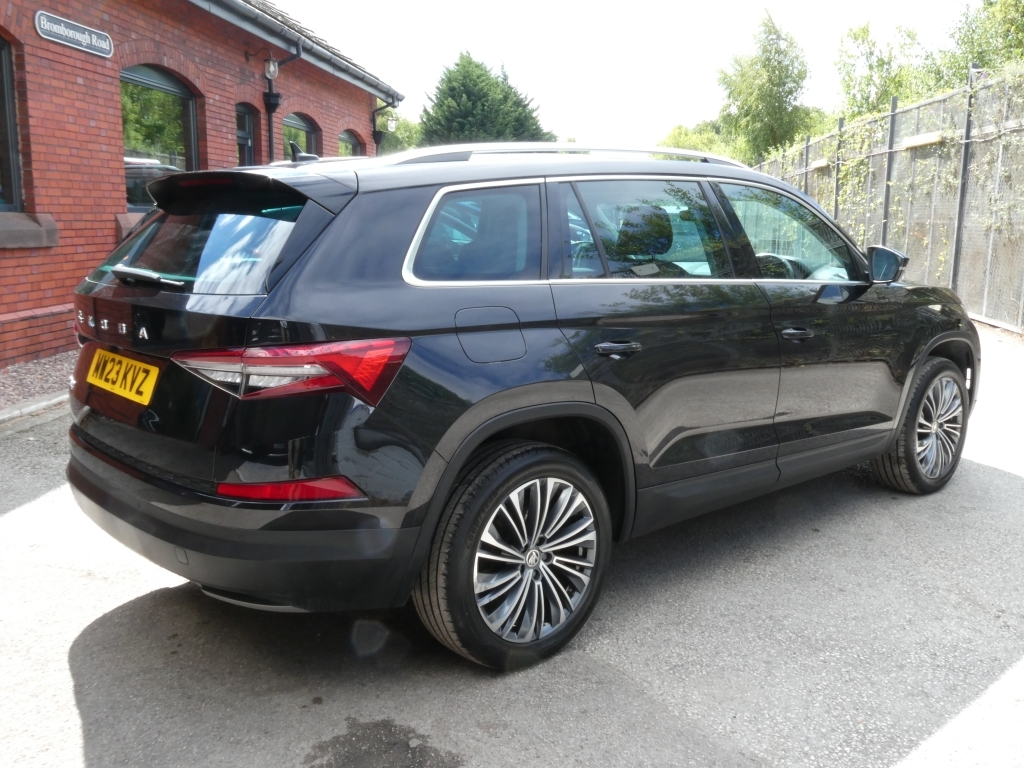 Skoda Kodiaq 1.5 Se L Executive Tsi Dsg MW23KVZ Black #3