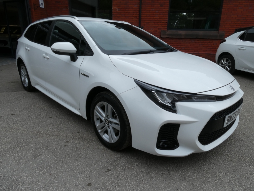 Suzuki Swace 1.8 Motion White #2