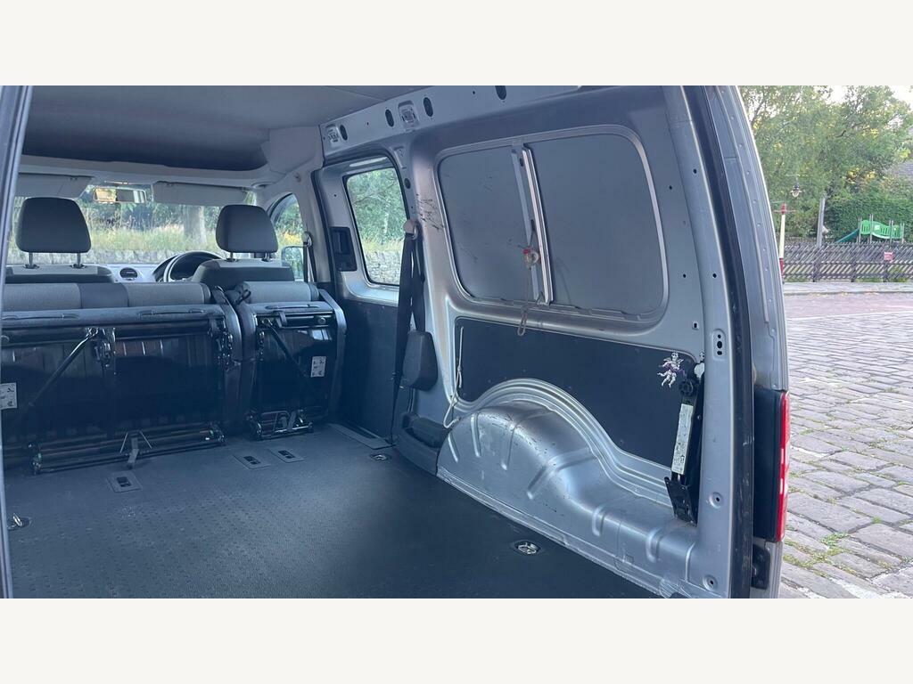 Volkswagen Caddy Maxi Maxi 1.6 C20 Tdi Kombi 102 Bhp Grey #24