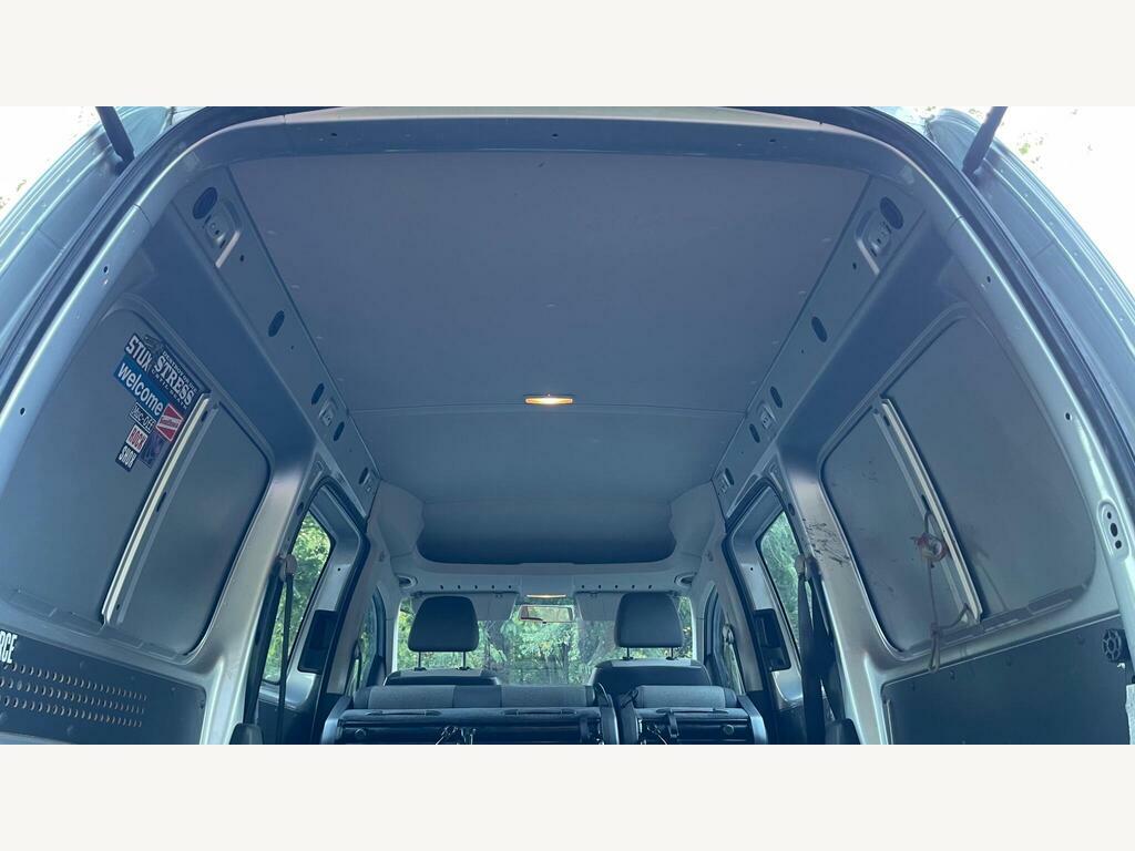 Volkswagen Caddy Maxi Maxi 1.6 C20 Tdi Kombi 102 Bhp Grey #25