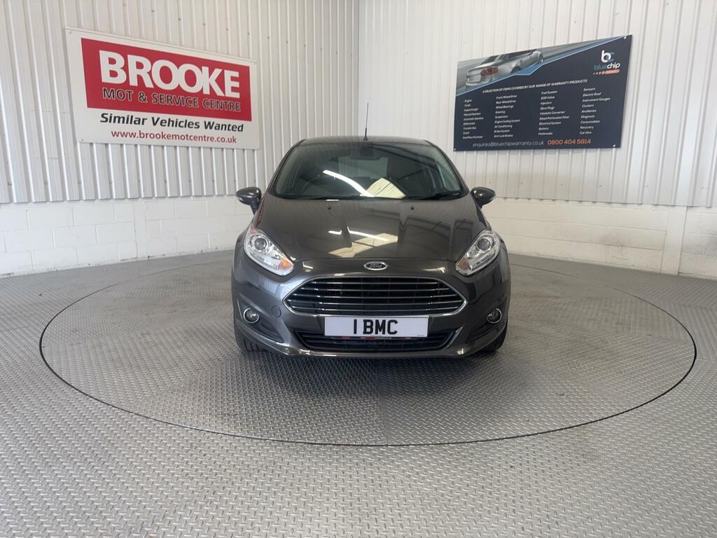 Ford Fiesta 1.0T Ecoboost Titanium X Euro 6 Ss HX16AAN Grey #2