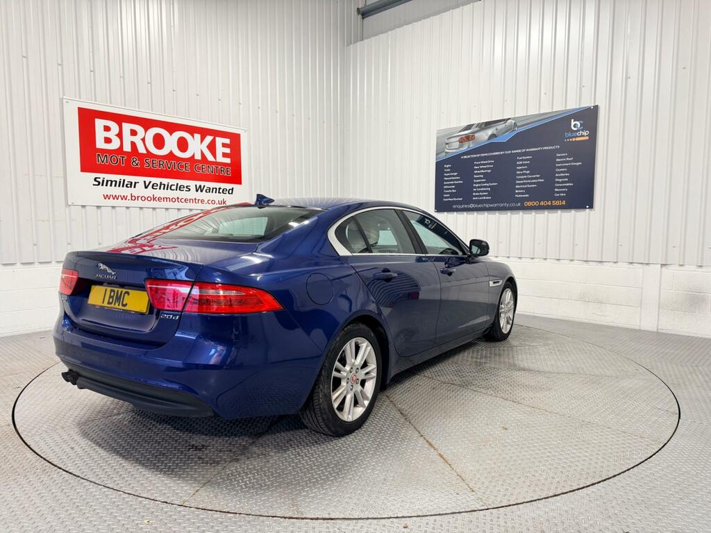 Jaguar XE 2.0D Prestige Euro 6 Ss Blue #5