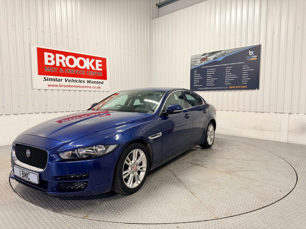 Jaguar XE 2.0D Prestige Euro 6 Ss Blue #2