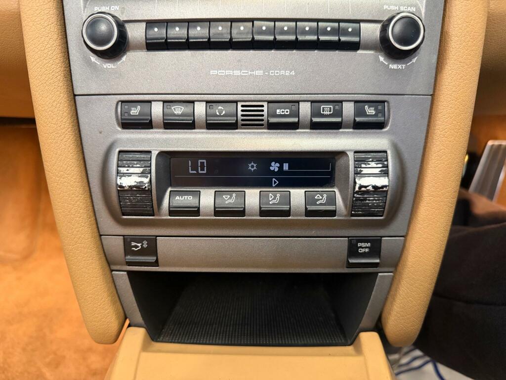 Porsche Boxster 3.4 987 S Convertible 254 Gkm, Grey #32