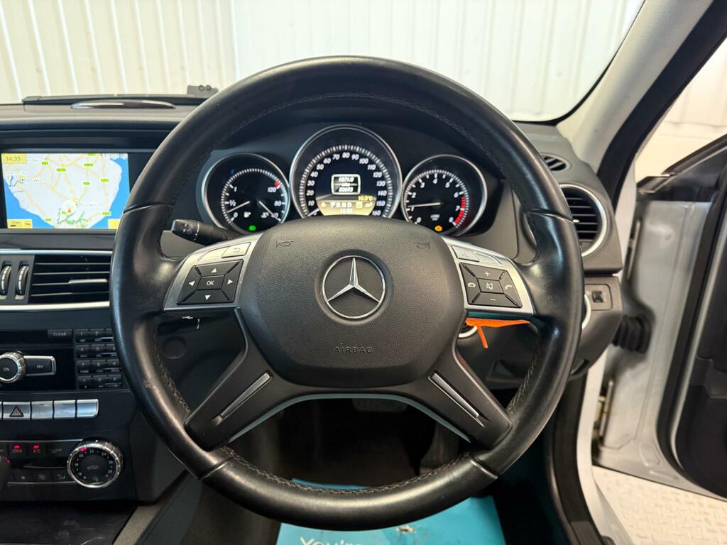 Mercedes-Benz C Class C220 Cdi Blueefficiency Sport 4-Door Black #17