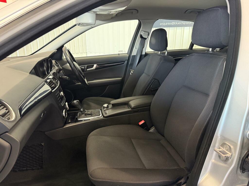 Mercedes-Benz C Class C220 Cdi Blueefficiency Sport 4-Door Black #10