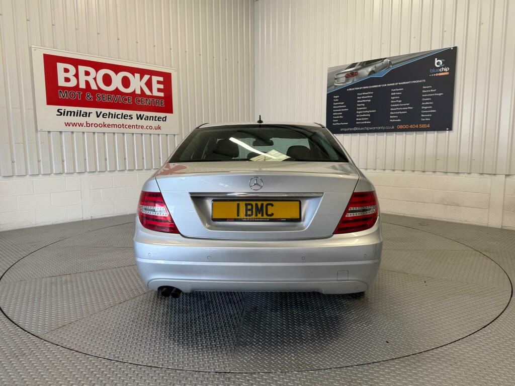 Mercedes-Benz C Class C220 Cdi Blueefficiency Sport 4-Door Black #7
